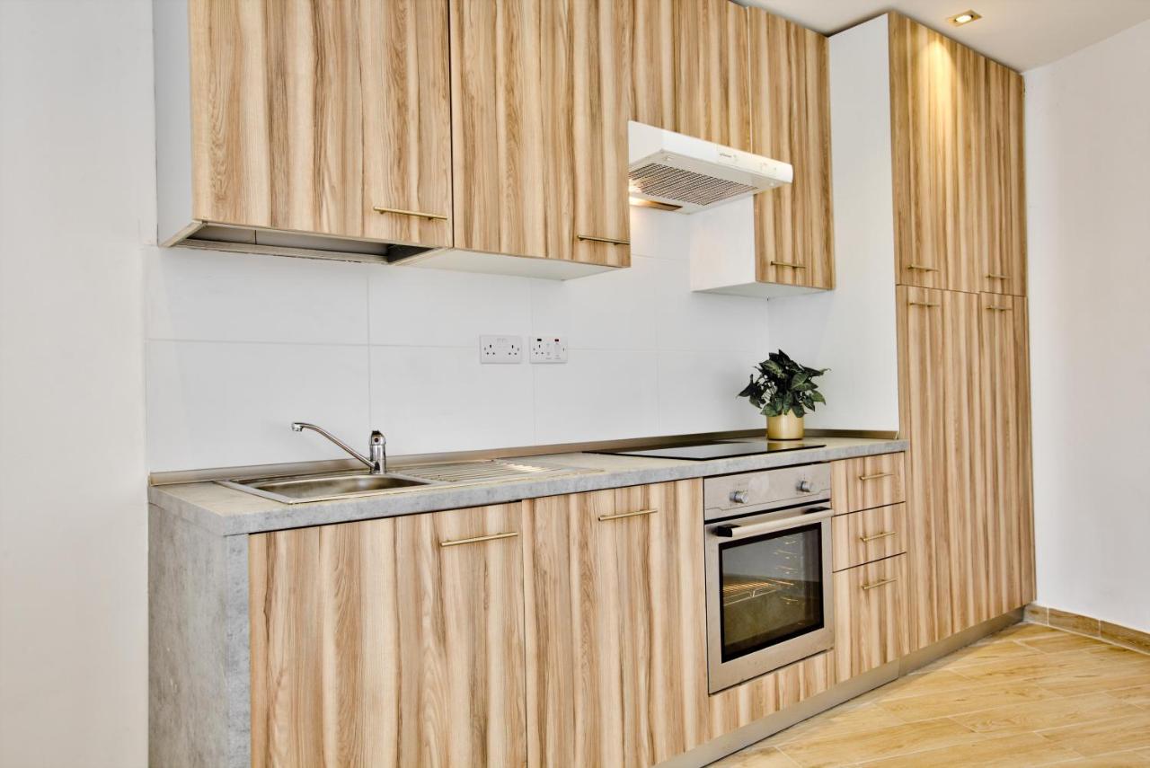 شقة Sliema Duplex Penthouse With Sea Views & Private Terrace By Shortletsmalta المظهر الخارجي الصورة