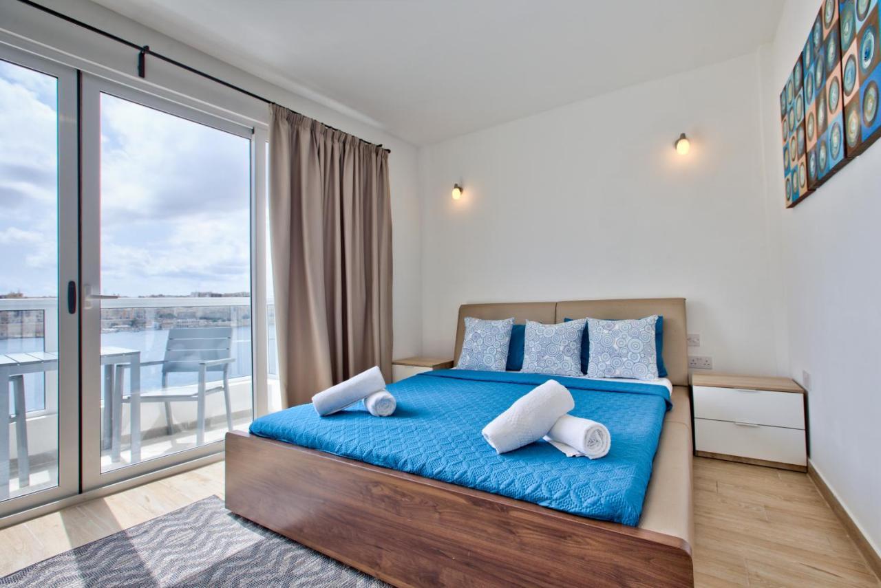 شقة Sliema Duplex Penthouse With Sea Views & Private Terrace By Shortletsmalta المظهر الخارجي الصورة